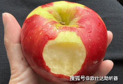 苹果官网中文版怎么进去:苹果和它一起煮，是天然“刮油冠军”，连续吃一周，口不臭了，小肚子消失了